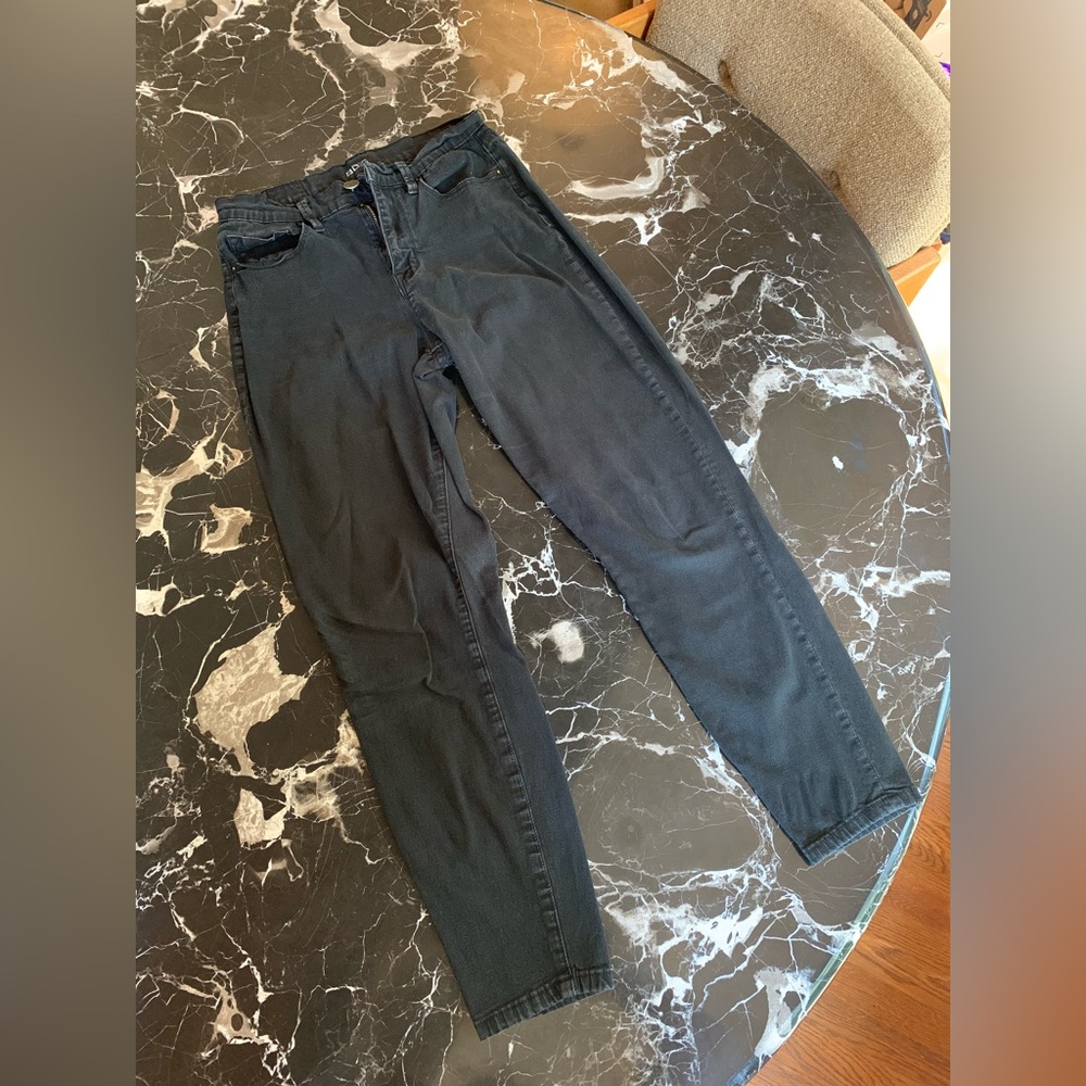 Black BDG skinny jeans